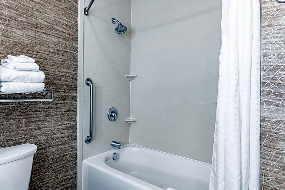 Holiday Inn Express & Suites New Martinsville By IHG