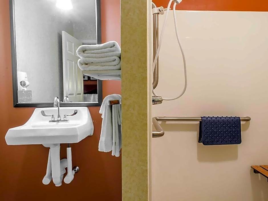 Sleep Inn & Suites Ronks - Lancaster Area