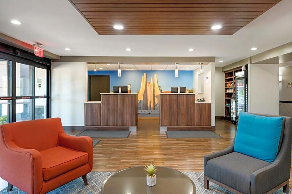 Best Western Plus Lafayette Hotel University Area
