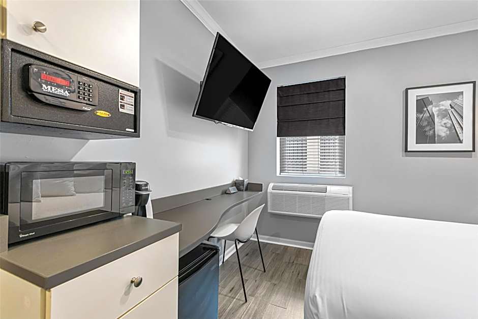 Hotel Chicago West Loop, SureStay Collection by Best Western