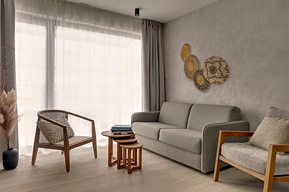 GRANO HOTEL Solmarina