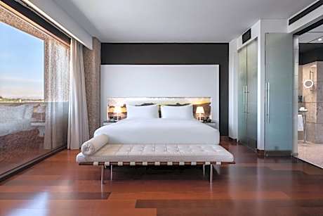 Family Connecting Room