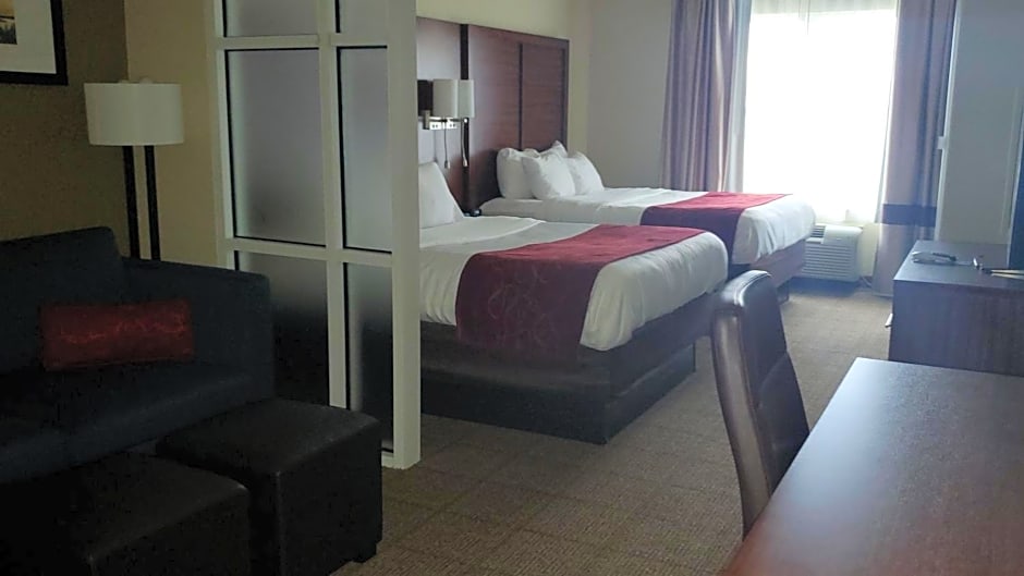 Comfort Suites