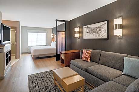 King Room with Sofa Bed