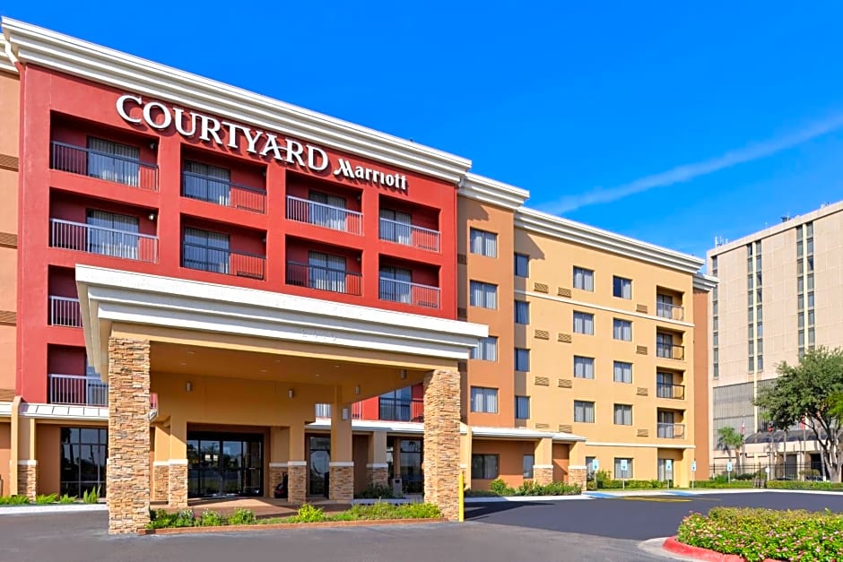 Courtyard Laredo