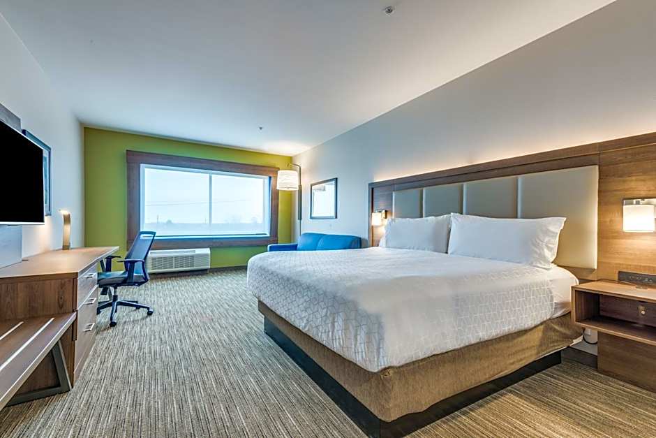 Holiday Inn Express And Suites Denton South By IHG