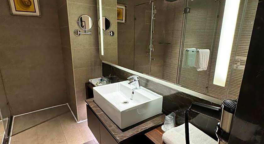 Hotel Cenneys Gateway