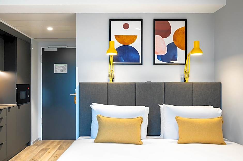 Staycity Aparthotels Frankfurt Airport