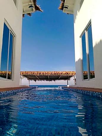 Camp Luna Glamping Resort