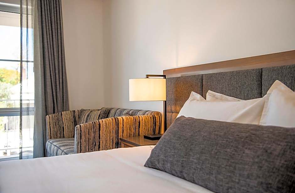 Winning Post Motor Inn