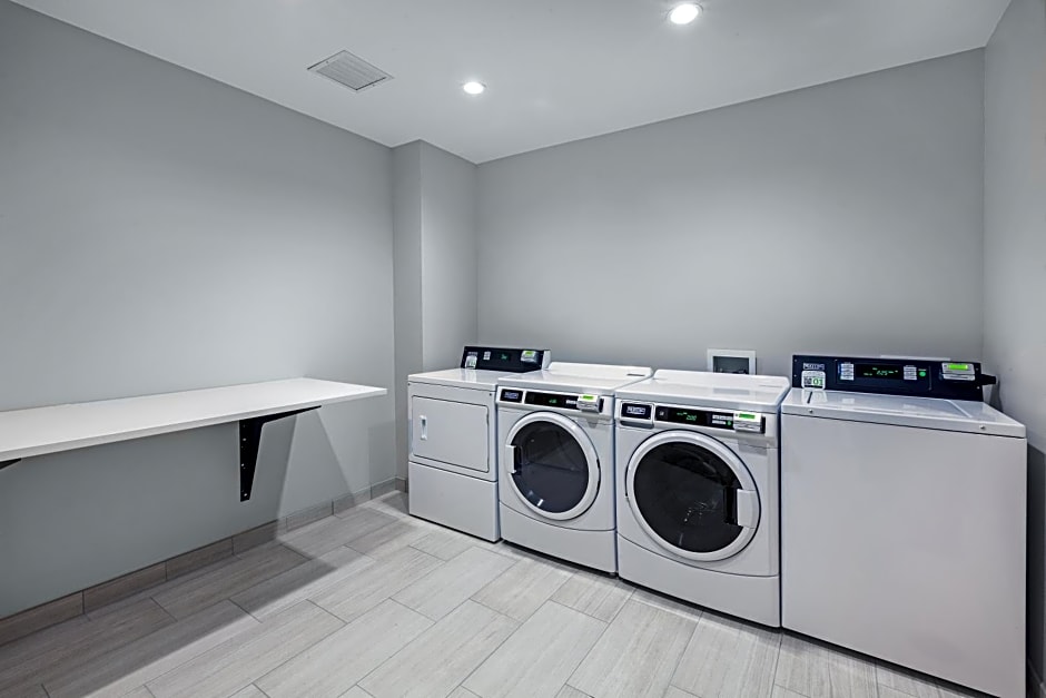 Holiday Inn Express And Suites Tulsa Northeast - Owasso By IHG