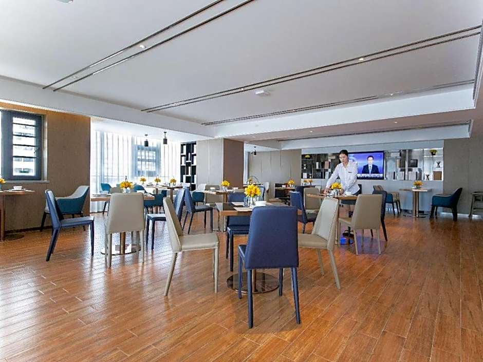 Echarm Hotel Wuhan Keting Polar Ocean World
