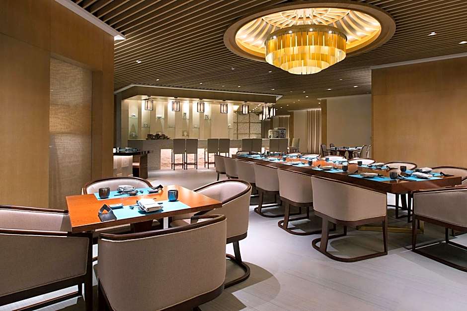 Sheraton Zhanjiang Hotel