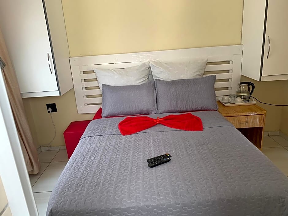 Ekaya Palace Guest House