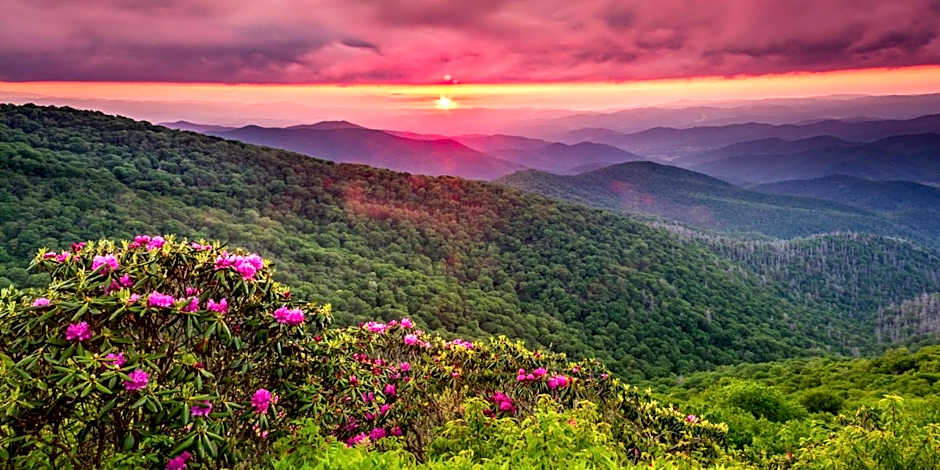 Microtel Inn & Suites By Wyndham Sylva Dillsboro Area