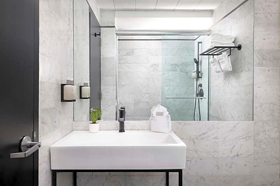 Arthouse Hotel New York (formerly NYLO NYC)