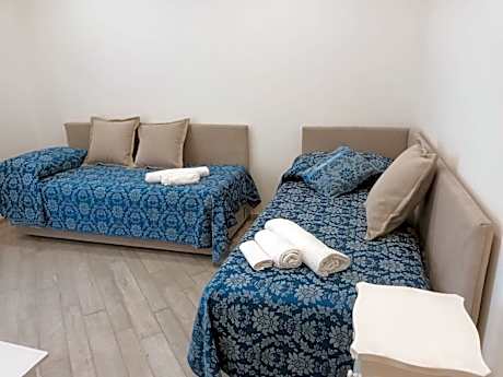 Deluxe  Room with single beds