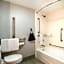 Best Western Plus Mobile Inn and Suites
