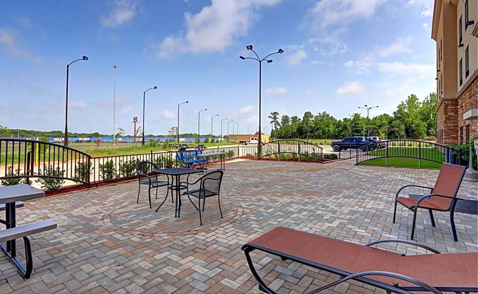 Comfort Suites Batesville