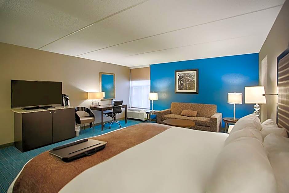 DoubleTree by Hilton Roseville Minneapolis