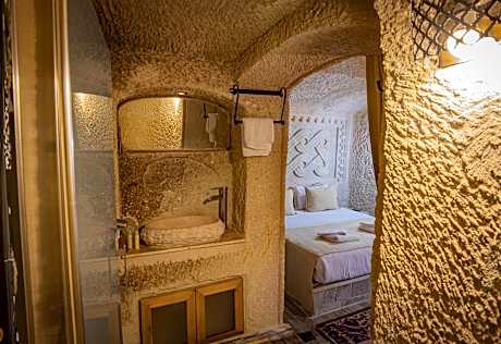 Deluxe Double Room with Extra Bed