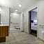 Home2 Suites by Hilton Cincinnati Midtown Oakley