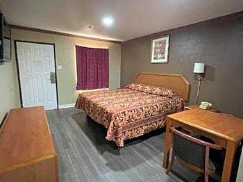 Golden Inn Dallas by Hotel O