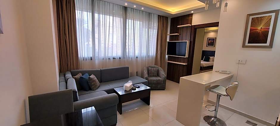 Palm Ville Suites