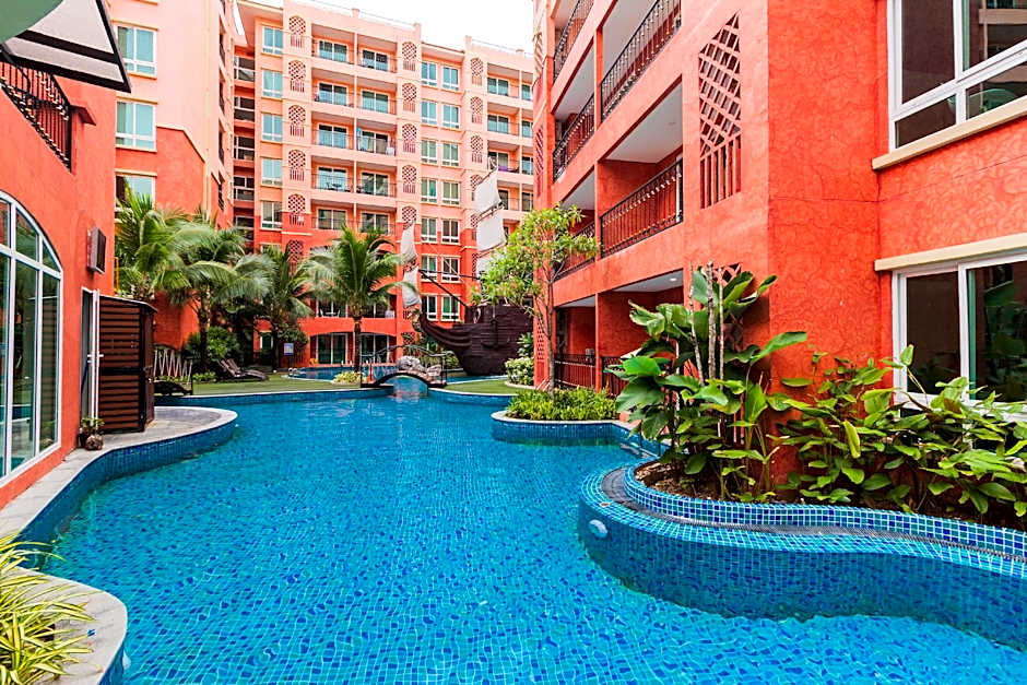 Seven Sea Condo & Water Park Pattaya By the Sea