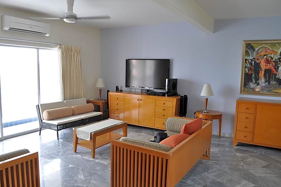 RC Cape Nautica Villas