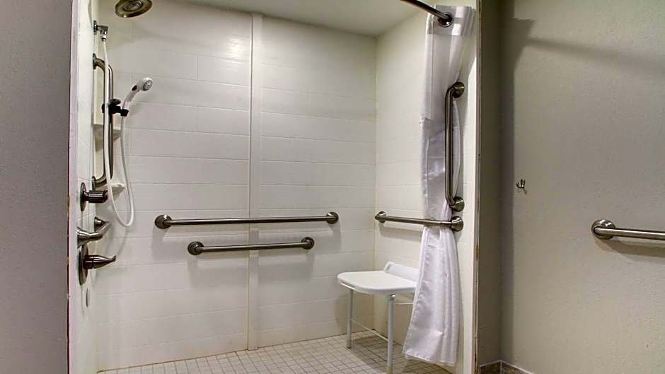 Holiday Inn Express & Suites Jackson Downtown - Coliseum By IHG