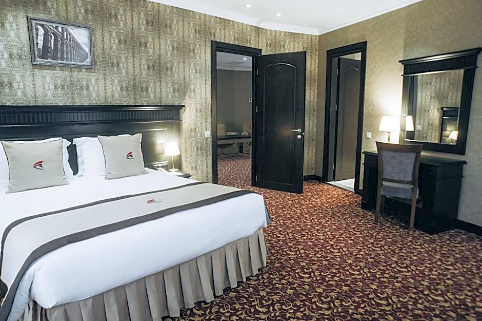Colosseum Marina Hotel
