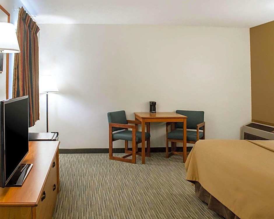 Econo Lodge Elkhart