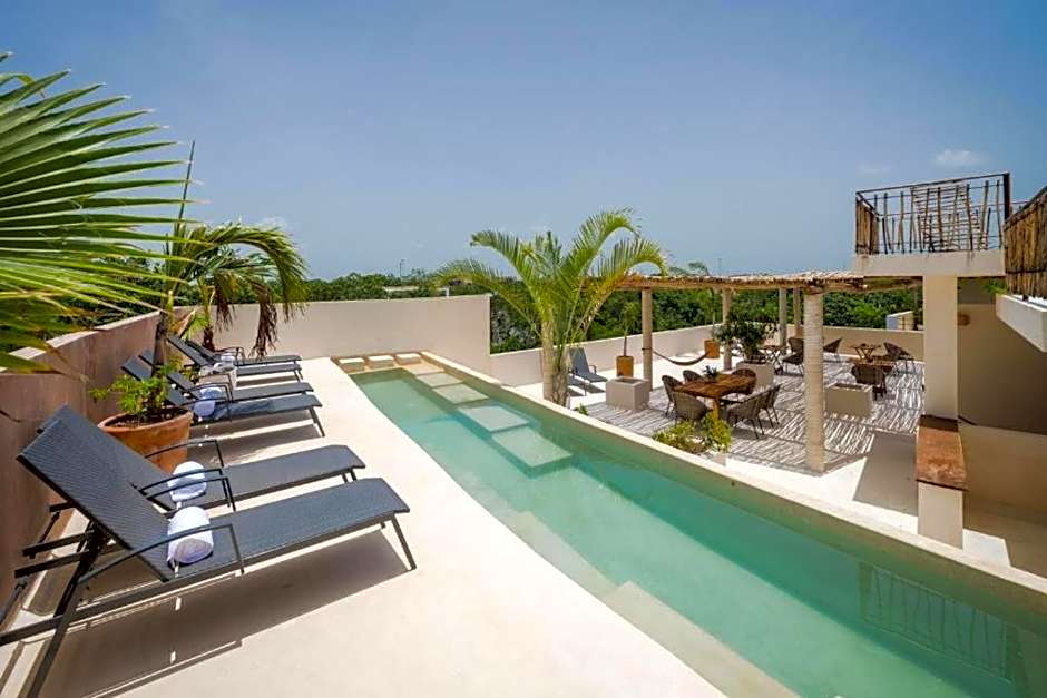 Koos Tulum Hotel