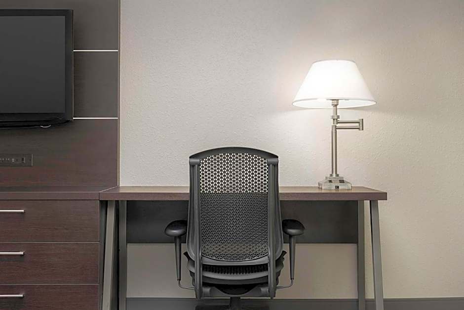 Holiday Inn Express Knoxville-Strawberry Plains By IHG