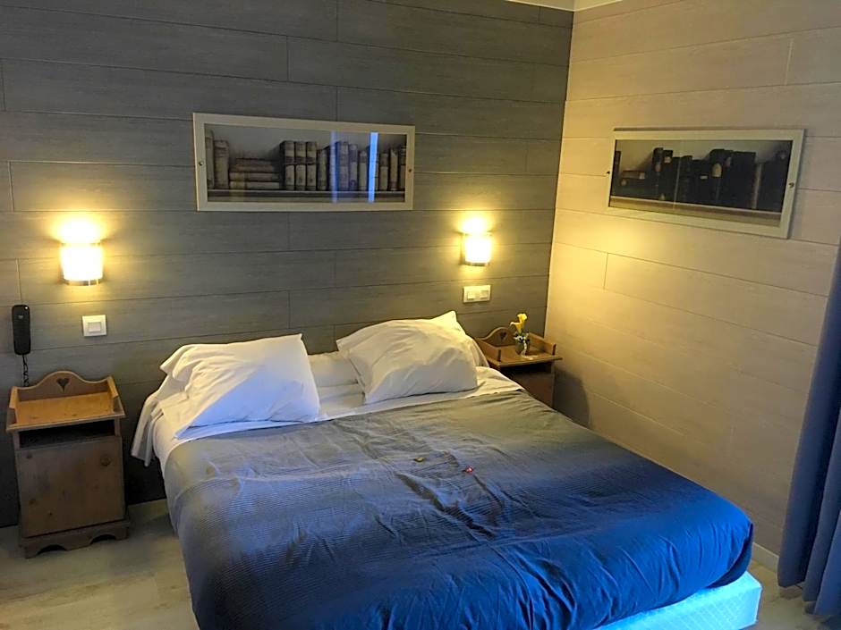 Hotel La Chaumière à 180m du télécabine et de la gare