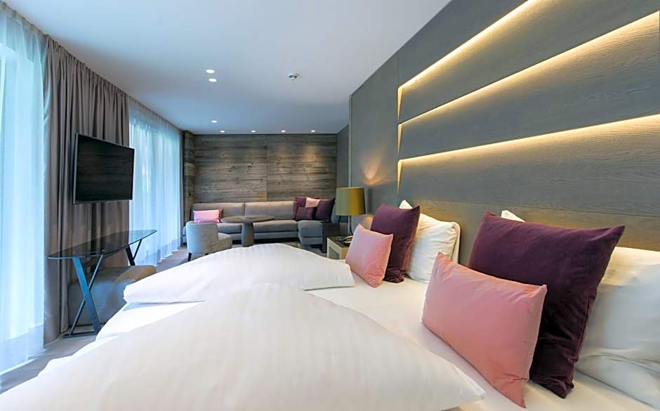 ElisabethHotel Premium Private Retreat- Adults only