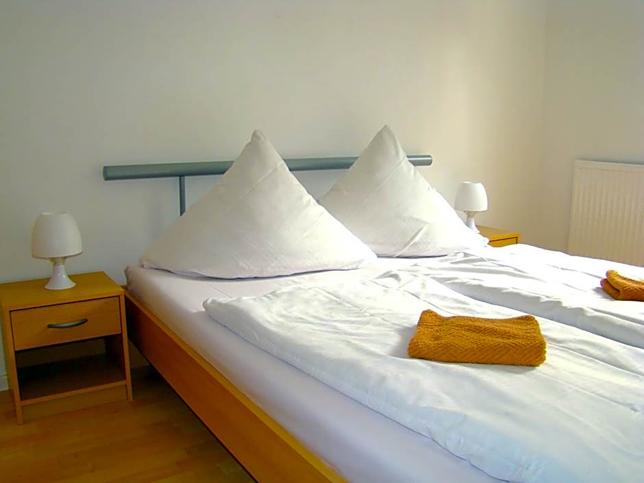 Rooms & Apartments near Zoologischer Garten