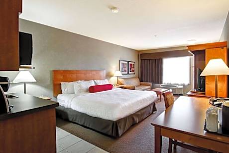 King Room with Roll-in Shower - Mobility Access/Non-Smoking