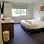 Carlton Suites