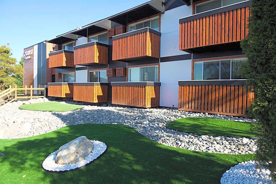 Coast Metro Vancouver Hotel