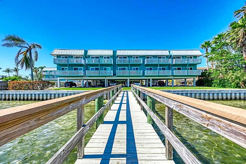 Anna Maria Island Beach Palms 5B