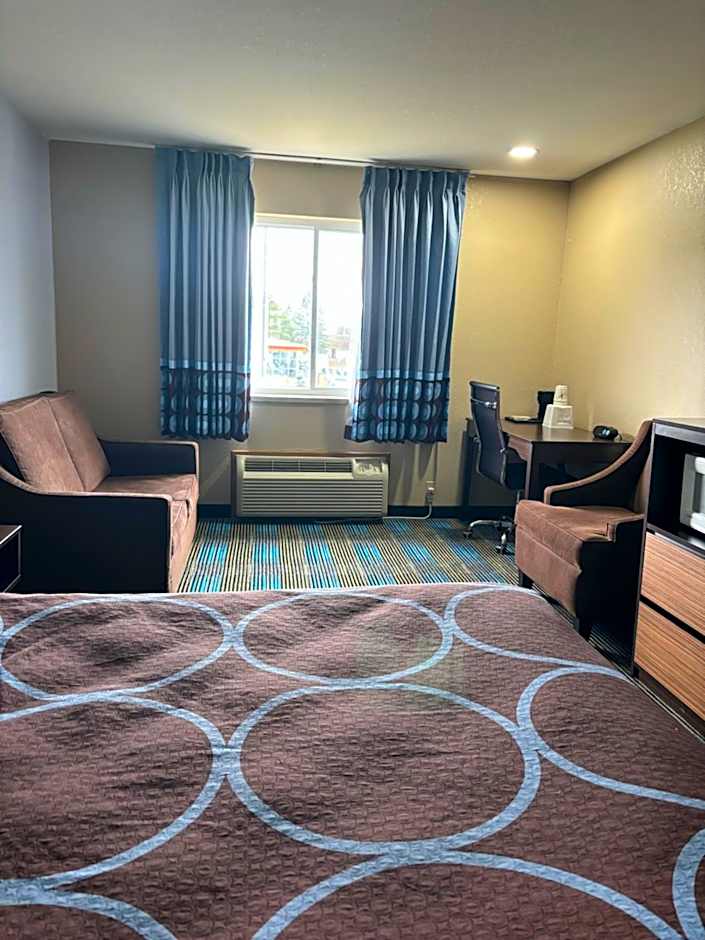 Super 8 by Wyndham Escanaba