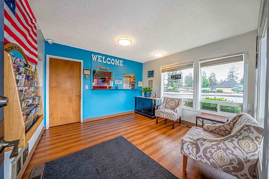 Royal Gateway Motel by OYO