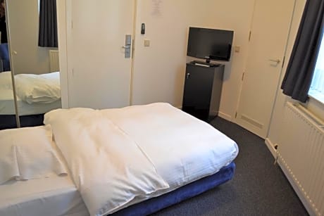 Classic Single Room