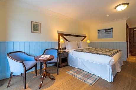 King Room with Lake View