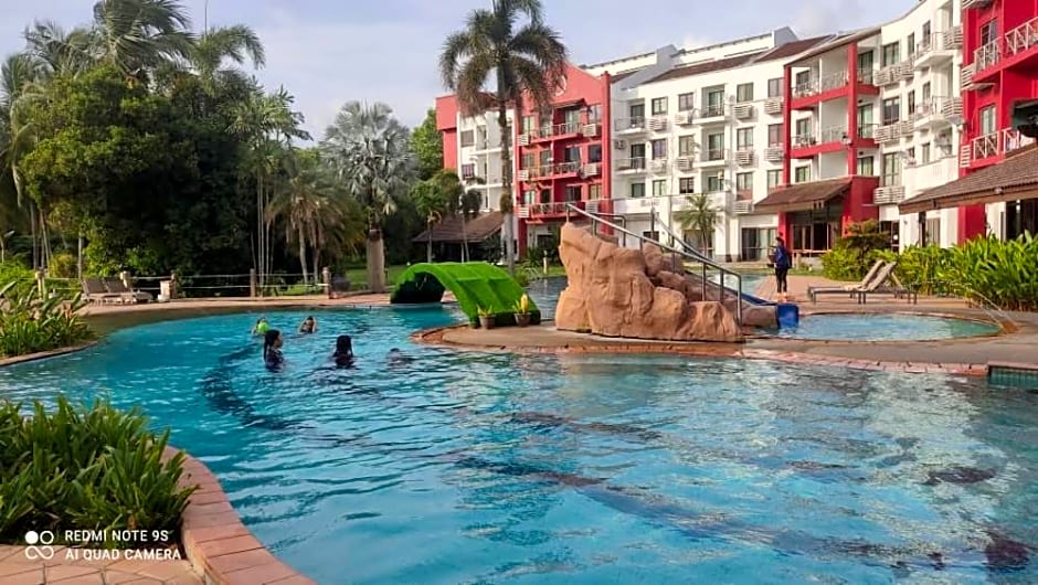 Villa Dalam Laut 580