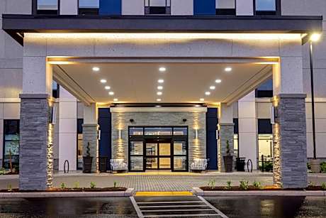 Hampton Inn By Hilton & Suites Burlington, Ontario