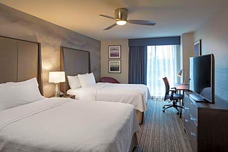 One-Bedroom Queen Suite with Two Queen Beds - Non-Smoking