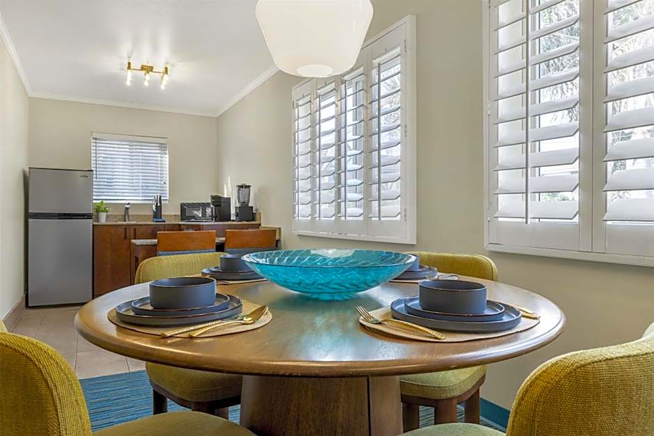 Best Western Plus Beach View Lodge Carlsbad